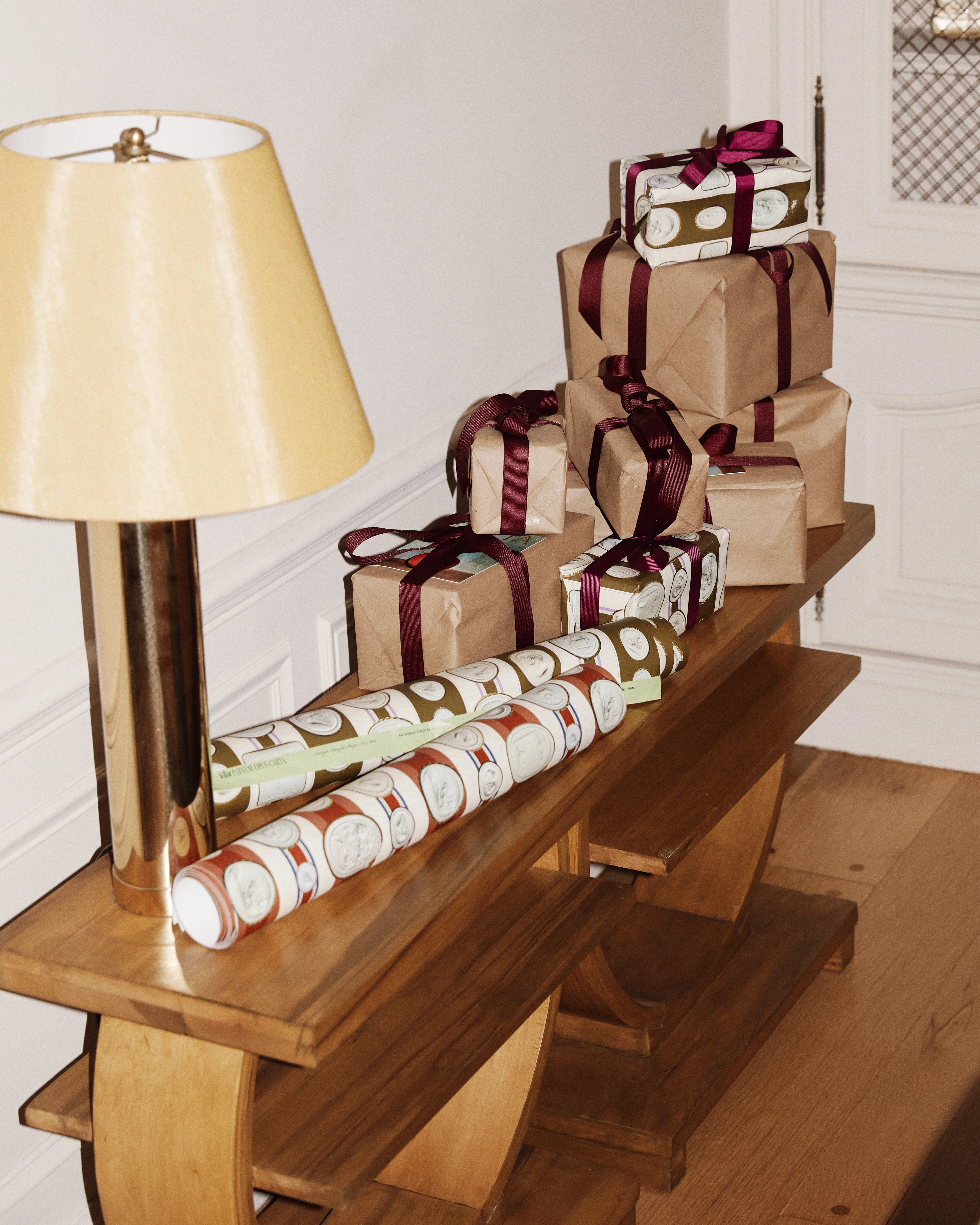 Intaglio Stripe Gift Wrap